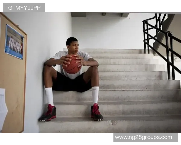 字母哥妻子经过沟通带娃回雅典结束两地分居生活