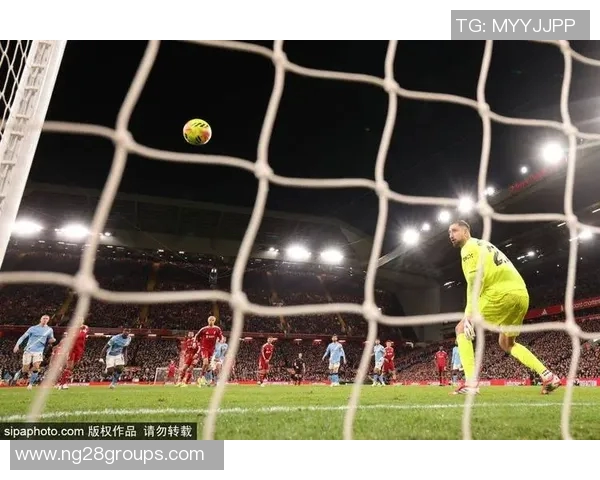 利物浦对加拉塔萨雷交锋战绩不佳本赛季曾遭遇失利